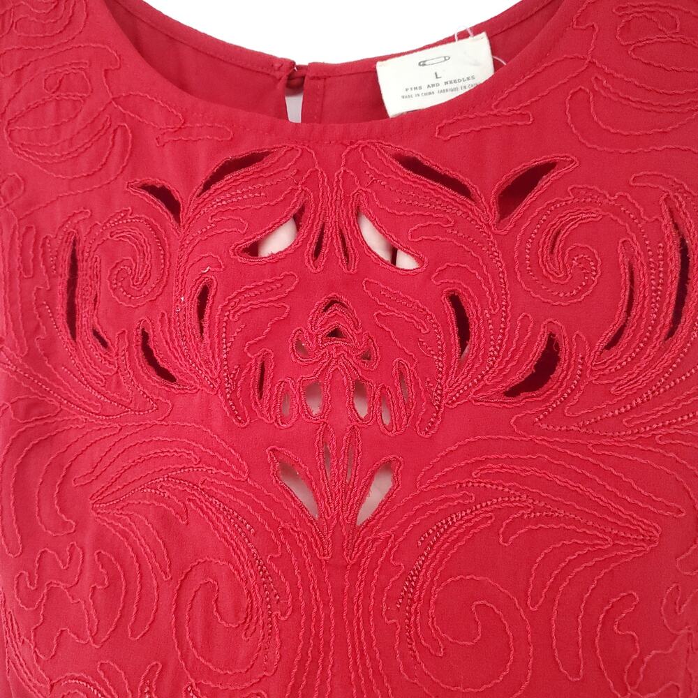 Anthro Pins + Needles Womens L Red Boho Floral Embroidered Laser Cut Tank Blouse - Picture 4 of 12